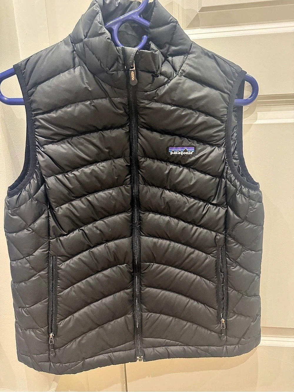 Patagonia Women's Down Sweater Vest Puffer Black Medium
